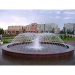 Фонтан из гранита красного цвета